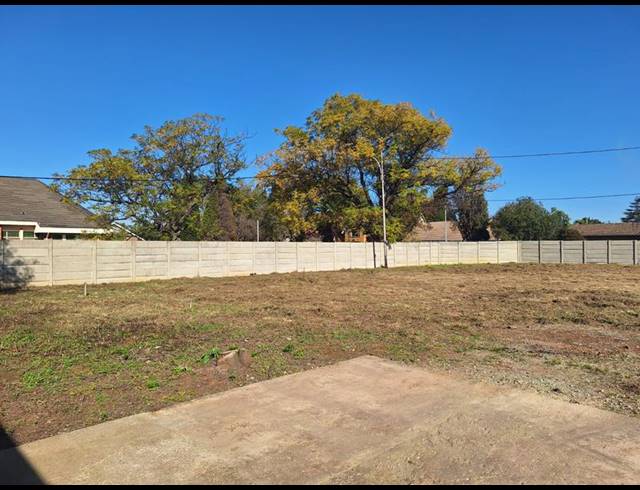 LAND FOR SALE IN BRENTHURST